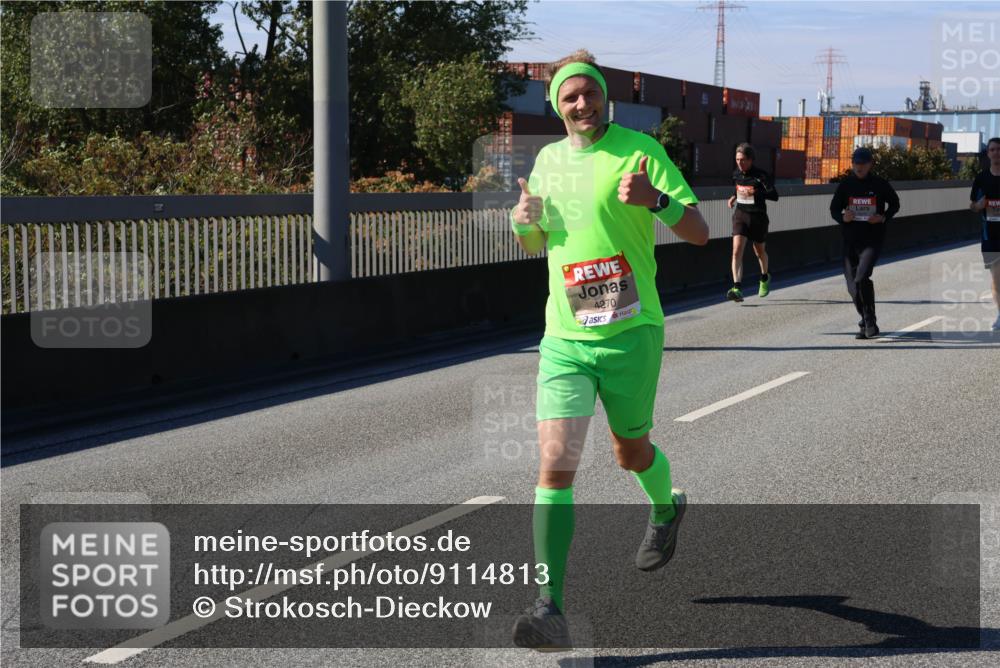03.10.2025 - Köhlbrandbrückenlauf Strokosch-Dieckow http://msf.ph/oto/9114813 03.10.2025 12:46:30 Position 3 4270 meine-sportfotos.de