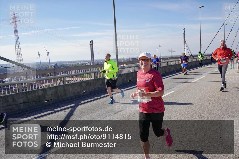 03.10.2025 - Köhlbrandbrückenlauf Michael Burmester http://msf.ph/oto/9114815 03.10.2025 12:56:18 Position 2 6808 meine-sportfotos.de