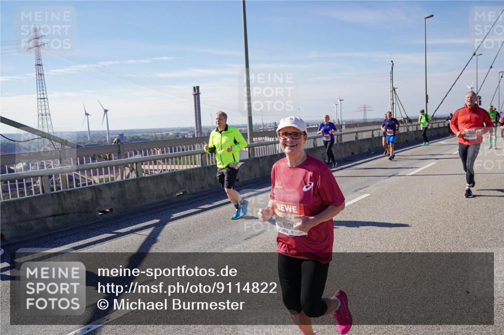 03.10.2025 - Köhlbrandbrückenlauf Michael Burmester http://msf.ph/oto/9114822 03.10.2025 12:56:18 Position 2 6808 meine-sportfotos.de