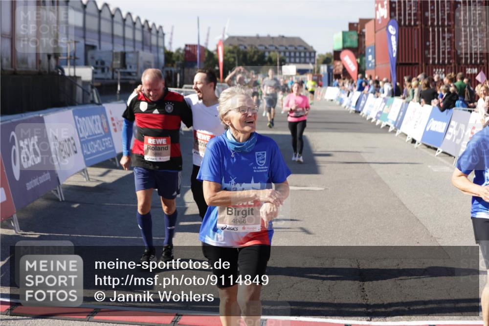 03.10.2025 - Köhlbrandbrückenlauf Jannik Wohlers http://msf.ph/oto/9114849 03.10.2025 13:32:27 Ziel 4485, 4578, 4966, 5286, 5357, 5891, 5892, 6141, 6304 meine-sportfotos.de
