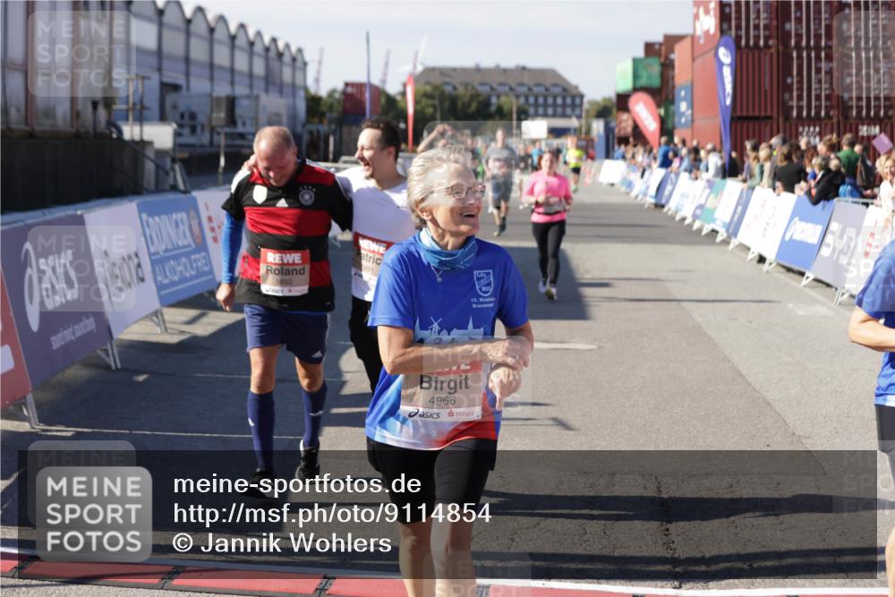 03.10.2025 - Köhlbrandbrückenlauf Jannik Wohlers http://msf.ph/oto/9114854 03.10.2025 13:32:28 Ziel 4485, 4578, 4966, 5286, 5357, 5876, 5891, 5892, 6141 meine-sportfotos.de