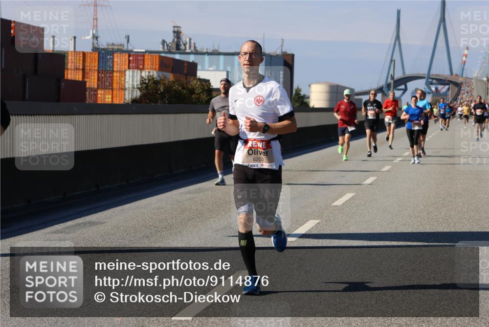 03.10.2025 - Köhlbrandbrückenlauf Strokosch-Dieckow http://msf.ph/oto/9114876 03.10.2025 12:46:43 Position 3 6203 meine-sportfotos.de