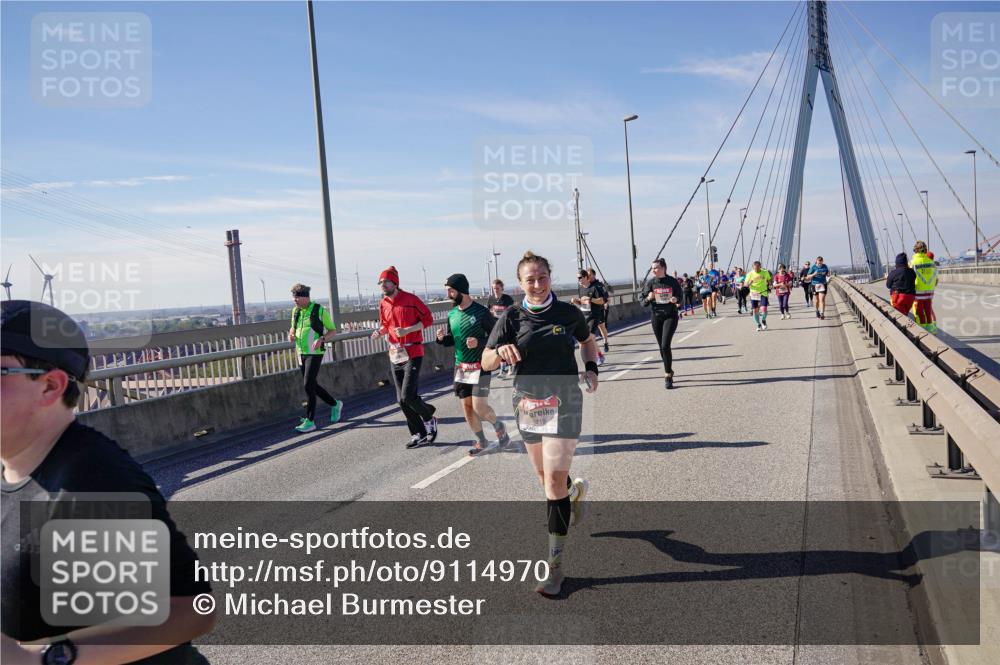 03.10.2025 - Köhlbrandbrückenlauf Michael Burmester http://msf.ph/oto/9114970 03.10.2025 12:56:27 Position 2  meine-sportfotos.de