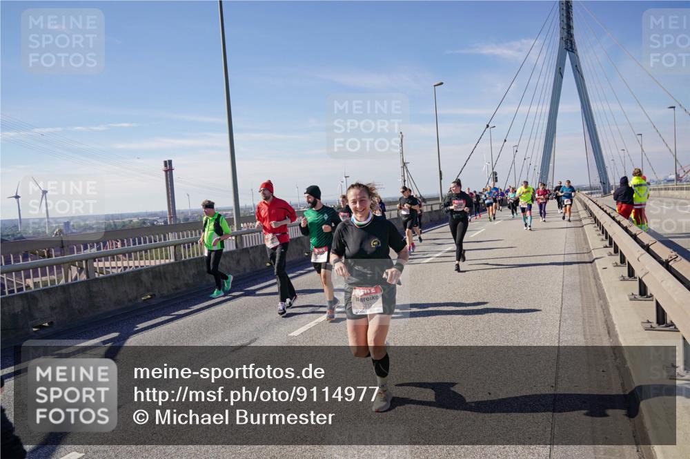 03.10.2025 - Köhlbrandbrückenlauf Michael Burmester http://msf.ph/oto/9114977 03.10.2025 12:56:27 Position 2  meine-sportfotos.de