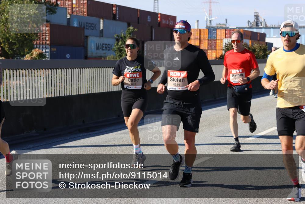 03.10.2025 - Köhlbrandbrückenlauf Strokosch-Dieckow http://msf.ph/oto/9115014 03.10.2025 12:47:14 Position 3 6601, 6614, 5770 meine-sportfotos.de