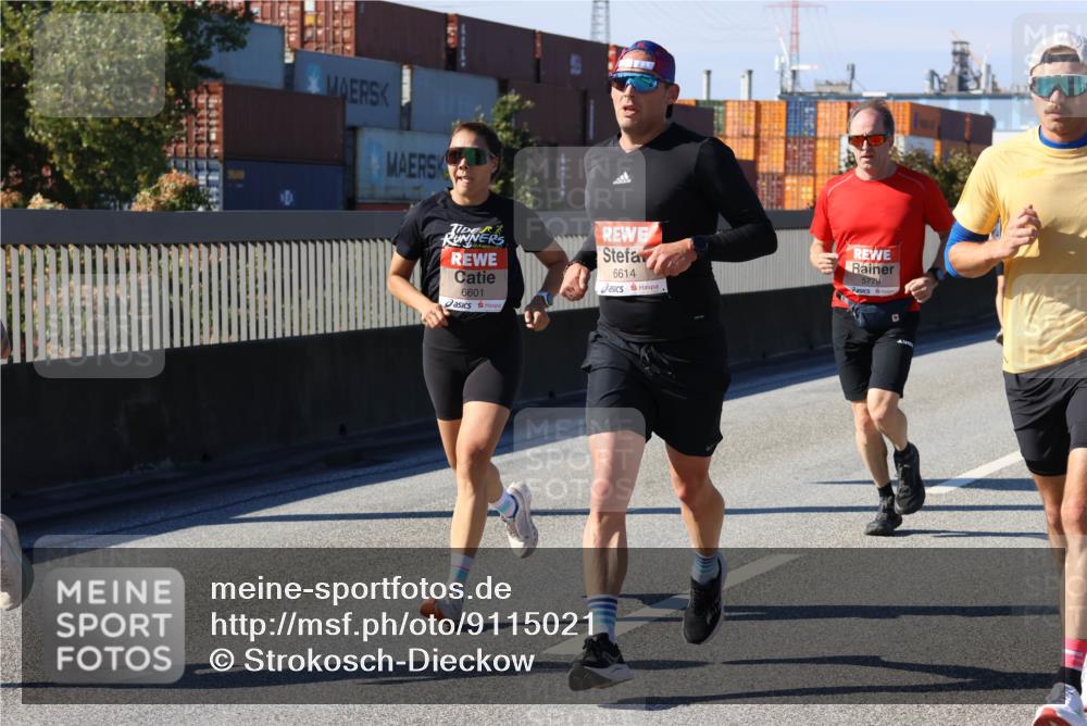 03.10.2025 - Köhlbrandbrückenlauf Strokosch-Dieckow http://msf.ph/oto/9115021 03.10.2025 12:47:14 Position 3 6601, 6614, 5779 meine-sportfotos.de
