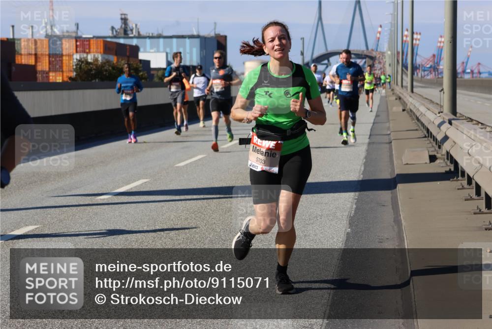 03.10.2025 - Köhlbrandbrückenlauf Strokosch-Dieckow http://msf.ph/oto/9115071 03.10.2025 12:47:20 Position 3 5703 meine-sportfotos.de