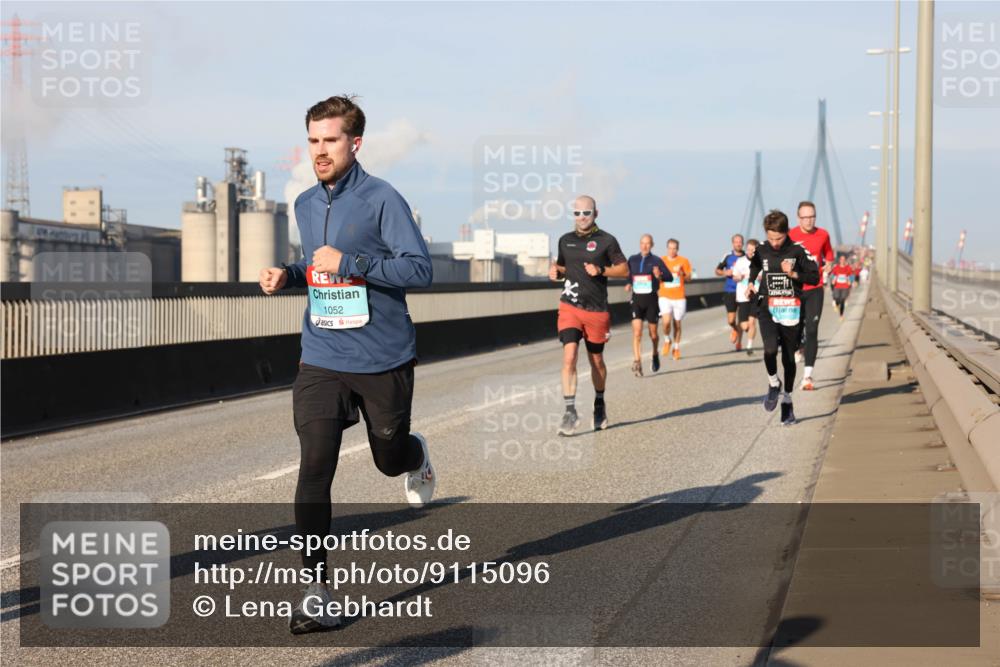 03.10.2025 - Köhlbrandbrückenlauf Lena Gebhardt http://msf.ph/oto/9115096 03.10.2025 09:43:26 Position 2 1052 meine-sportfotos.de