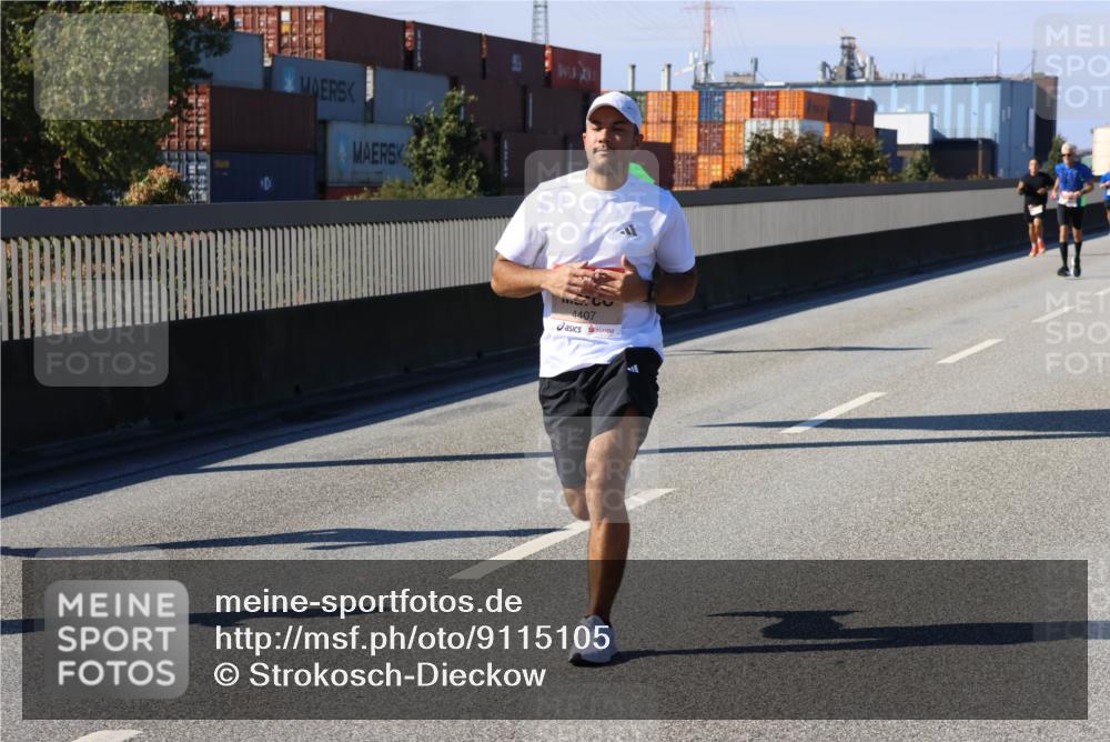 03.10.2025 - Köhlbrandbrückenlauf Strokosch-Dieckow http://msf.ph/oto/9115105 03.10.2025 12:47:30 Position 3 4407 meine-sportfotos.de