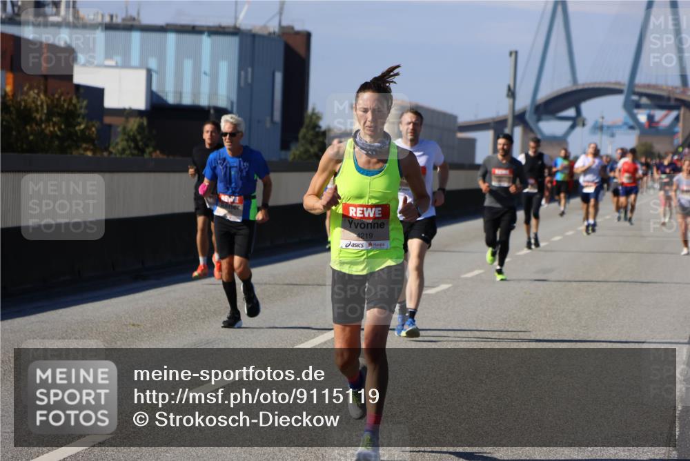 03.10.2025 - Köhlbrandbrückenlauf Strokosch-Dieckow http://msf.ph/oto/9115119 03.10.2025 12:47:32 Position 3 4219 meine-sportfotos.de