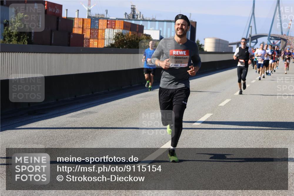 03.10.2025 - Köhlbrandbrückenlauf Strokosch-Dieckow http://msf.ph/oto/9115154 03.10.2025 12:47:41 Position 3 4172 meine-sportfotos.de
