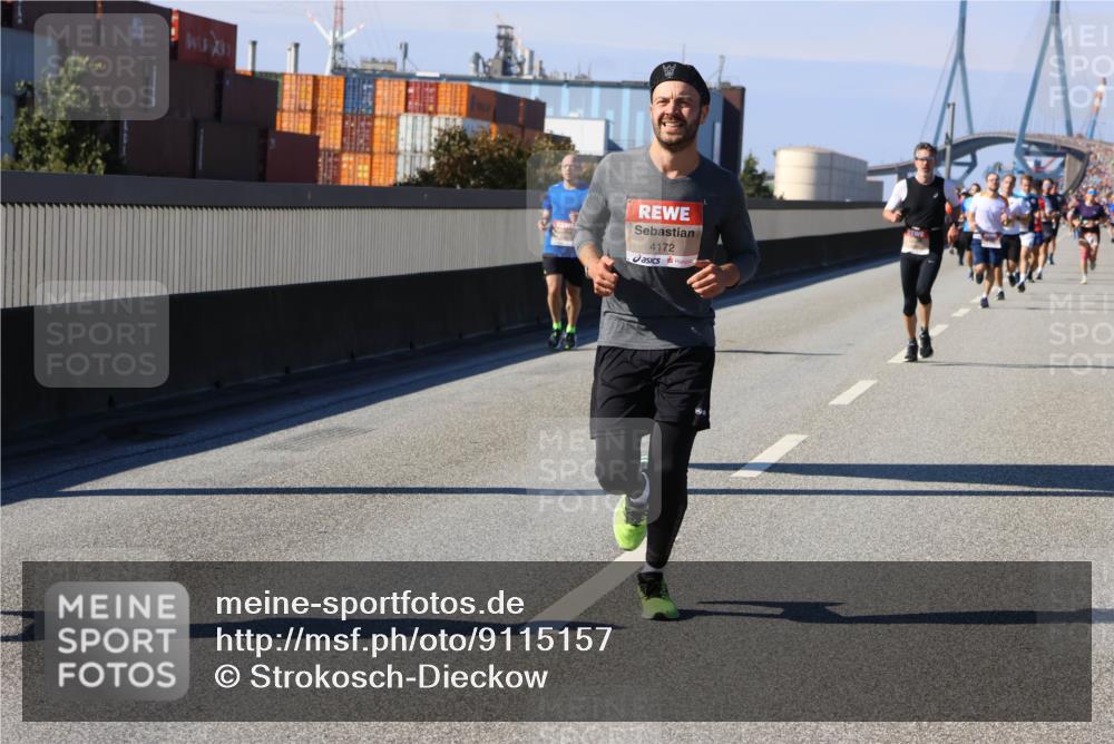 03.10.2025 - Köhlbrandbrückenlauf Strokosch-Dieckow http://msf.ph/oto/9115157 03.10.2025 12:47:41 Position 3 4172 meine-sportfotos.de