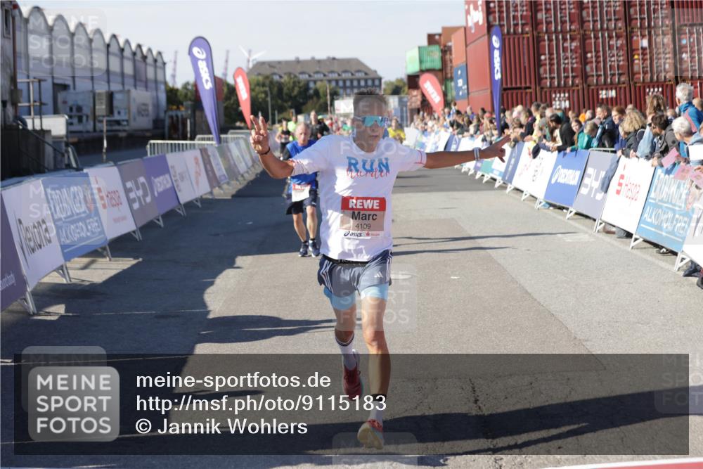 03.10.2025 - Köhlbrandbrückenlauf Jannik Wohlers http://msf.ph/oto/9115183 03.10.2025 13:02:13 Ziel 4109, 4130, 4281, 5617, 5697, 5845, 6032, 6461 meine-sportfotos.de