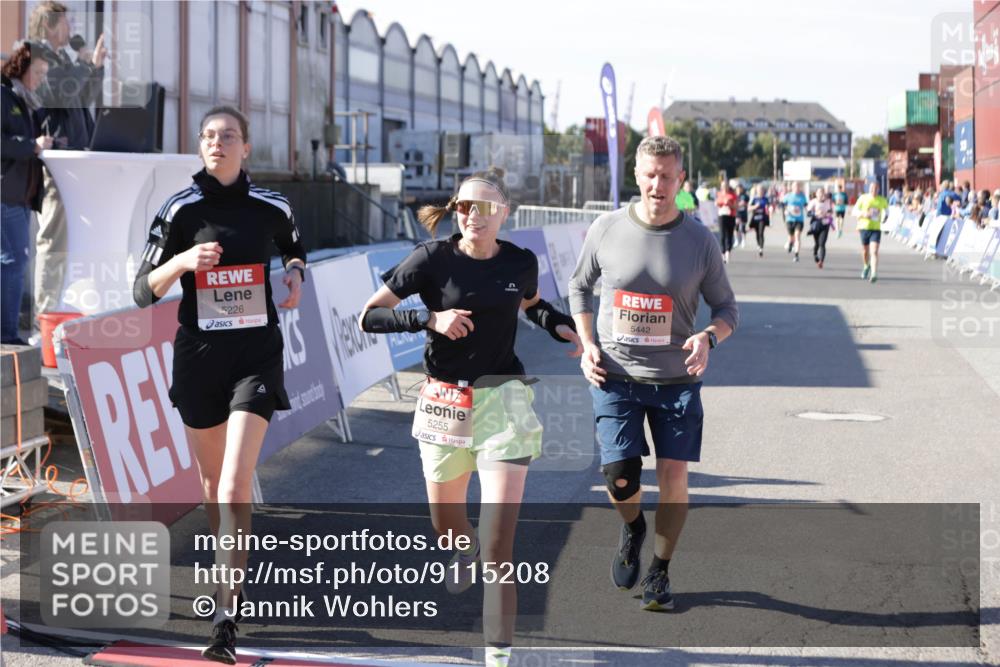 03.10.2025 - Köhlbrandbrückenlauf Jannik Wohlers http://msf.ph/oto/9115208 03.10.2025 13:32:38 Ziel 5226, 5255, 5286, 5442, 5876, 6141, 6360 meine-sportfotos.de