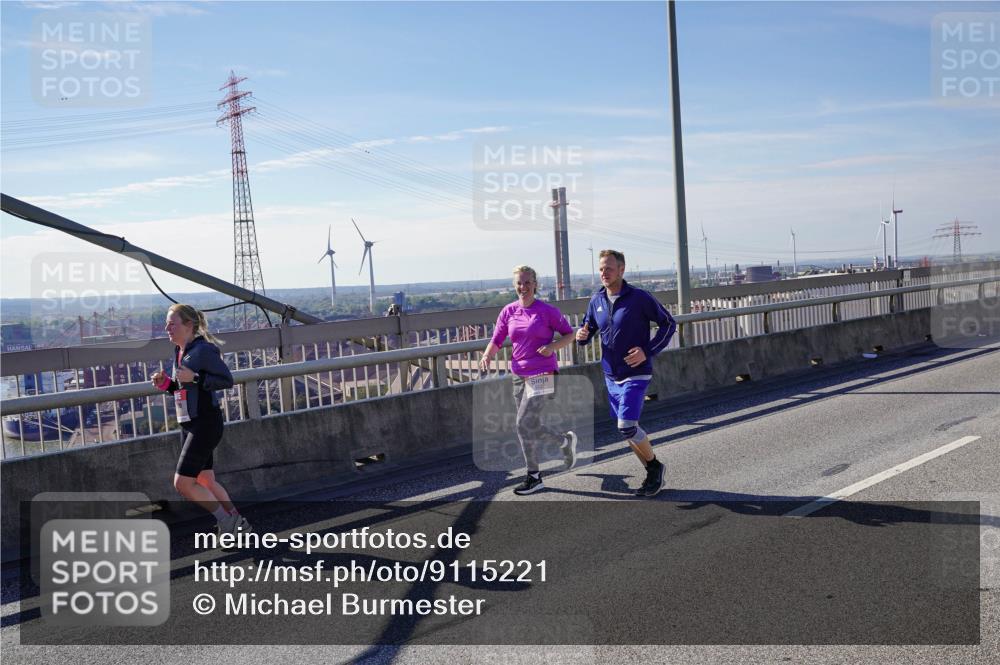 03.10.2025 - Köhlbrandbrückenlauf Michael Burmester http://msf.ph/oto/9115221 03.10.2025 12:56:42 Position 2  meine-sportfotos.de