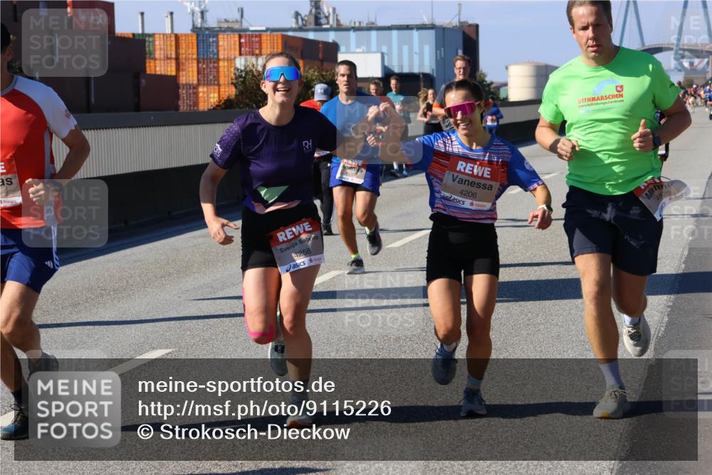 03.10.2025 - Köhlbrandbrückenlauf Strokosch-Dieckow http://msf.ph/oto/9115226 03.10.2025 12:47:56 Position 3 4258, 4206, 4820 meine-sportfotos.de