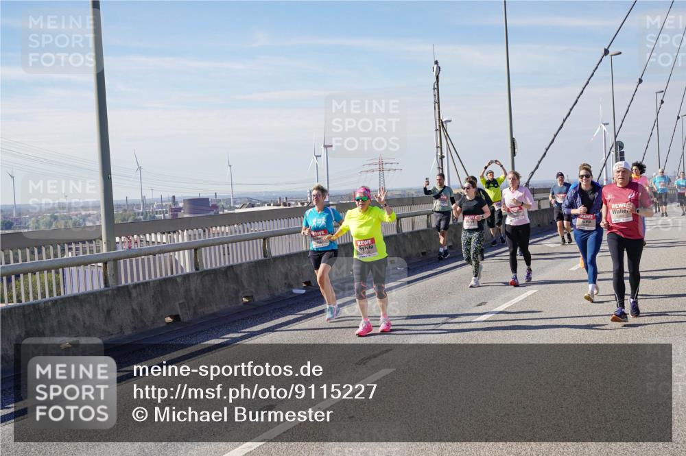 03.10.2025 - Köhlbrandbrückenlauf Michael Burmester http://msf.ph/oto/9115227 03.10.2025 12:56:44 Position 2  meine-sportfotos.de