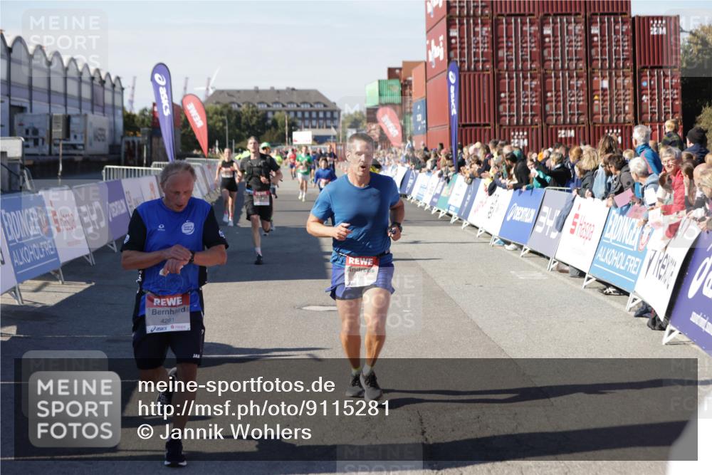 03.10.2025 - Köhlbrandbrückenlauf Jannik Wohlers http://msf.ph/oto/9115281 03.10.2025 13:02:15 Ziel 4109, 4130, 4281, 4492, 4946, 5617, 5697, 5845, 6032 meine-sportfotos.de