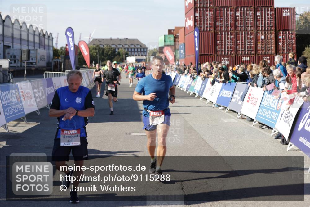 03.10.2025 - Köhlbrandbrückenlauf Jannik Wohlers http://msf.ph/oto/9115288 03.10.2025 13:02:15 Ziel 4109, 4130, 4281, 4492, 4946, 5617, 5697, 5845, 6032 meine-sportfotos.de