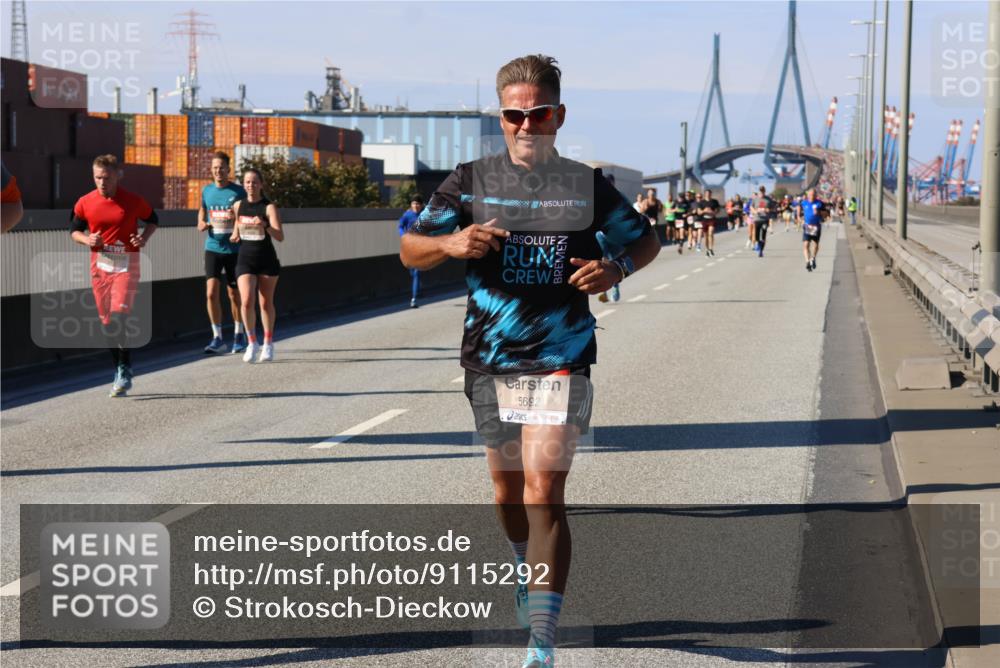 03.10.2025 - Köhlbrandbrückenlauf Strokosch-Dieckow http://msf.ph/oto/9115292 03.10.2025 12:48:01 Position 3 5692 meine-sportfotos.de