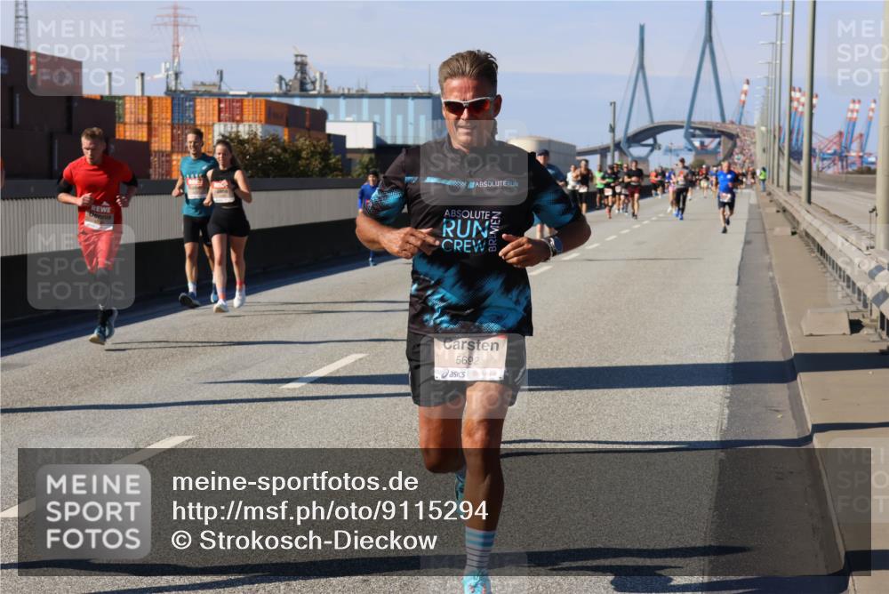 03.10.2025 - Köhlbrandbrückenlauf Strokosch-Dieckow http://msf.ph/oto/9115294 03.10.2025 12:48:02 Position 3 5692 meine-sportfotos.de