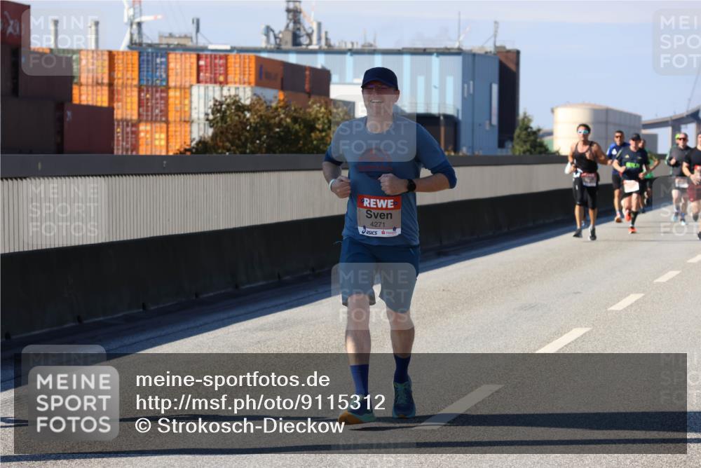 03.10.2025 - Köhlbrandbrückenlauf Strokosch-Dieckow http://msf.ph/oto/9115312 03.10.2025 12:48:08 Position 3 4271 meine-sportfotos.de
