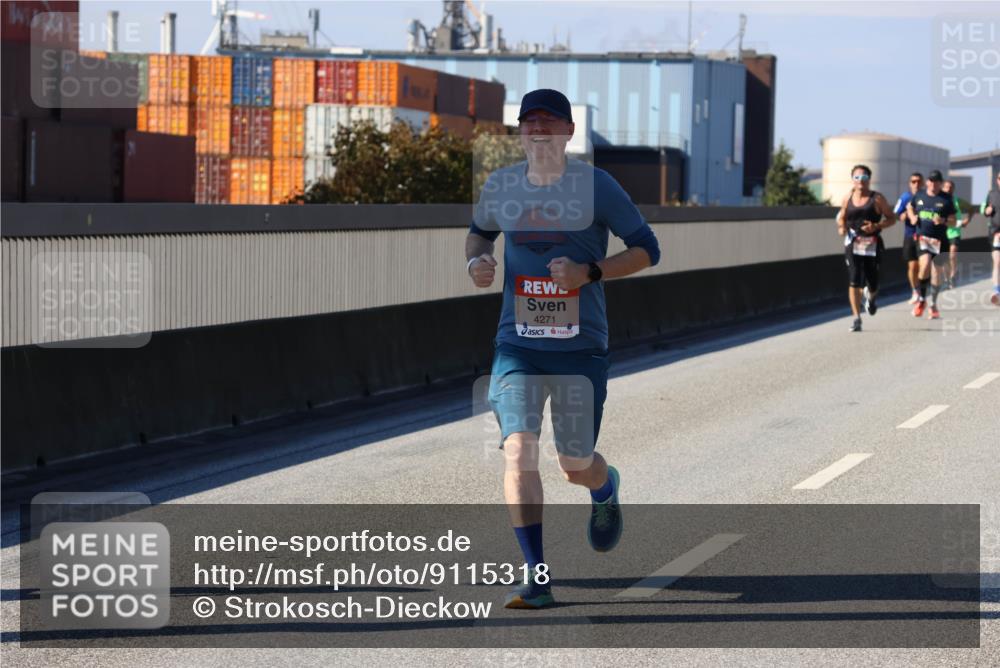 03.10.2025 - Köhlbrandbrückenlauf Strokosch-Dieckow http://msf.ph/oto/9115318 03.10.2025 12:48:09 Position 3 4271 meine-sportfotos.de