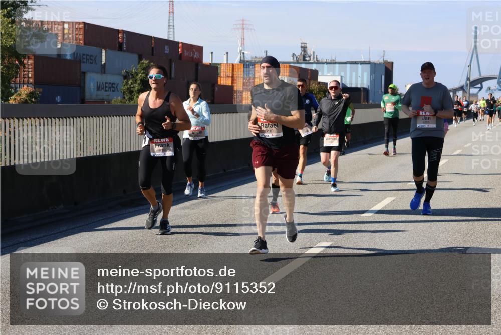 03.10.2025 - Köhlbrandbrückenlauf Strokosch-Dieckow http://msf.ph/oto/9115352 03.10.2025 12:48:20 Position 3 42, 5810 meine-sportfotos.de