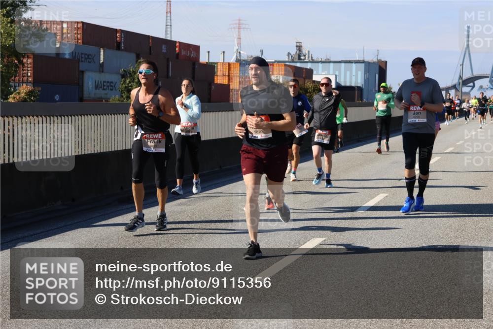 03.10.2025 - Köhlbrandbrückenlauf Strokosch-Dieckow http://msf.ph/oto/9115356 03.10.2025 12:48:20 Position 3 5810, 6255 meine-sportfotos.de