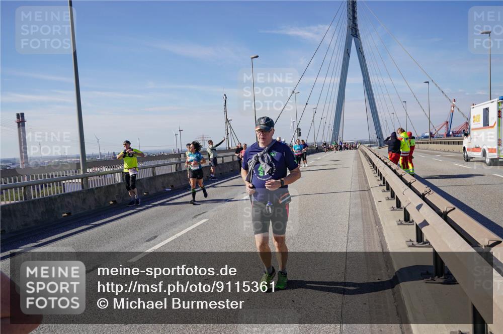 03.10.2025 - Köhlbrandbrückenlauf Michael Burmester http://msf.ph/oto/9115361 03.10.2025 12:56:52 Position 2  meine-sportfotos.de