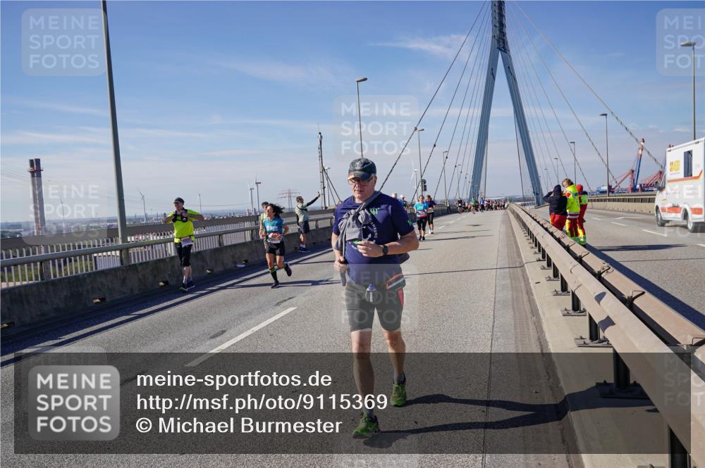 03.10.2025 - Köhlbrandbrückenlauf Michael Burmester http://msf.ph/oto/9115369 03.10.2025 12:56:52 Position 2  meine-sportfotos.de