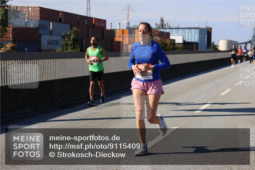 03.10.2025 - Köhlbrandbrückenlauf Strokosch-Dieckow http://msf.ph/oto/9115409 03.10.2025 12:48:25 Position 3 4203 meine-sportfotos.de