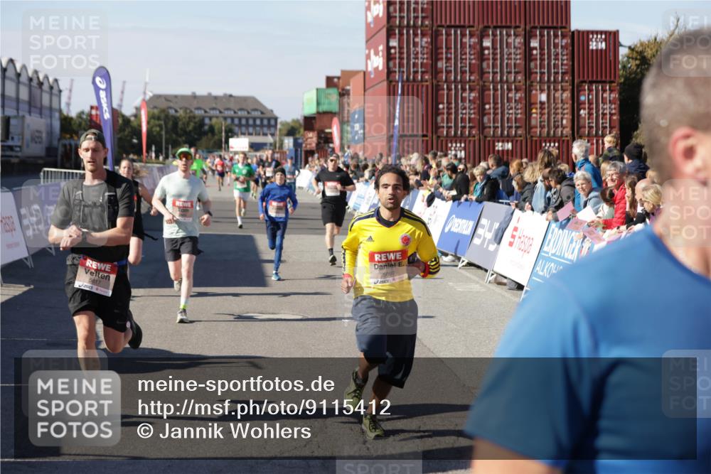 03.10.2025 - Köhlbrandbrückenlauf Jannik Wohlers http://msf.ph/oto/9115412 03.10.2025 13:02:18 Ziel 4109, 4130, 4281, 4337, 4492, 4946, 5617, 5697, 5747, 5845, 6465, 6492 meine-sportfotos.de
