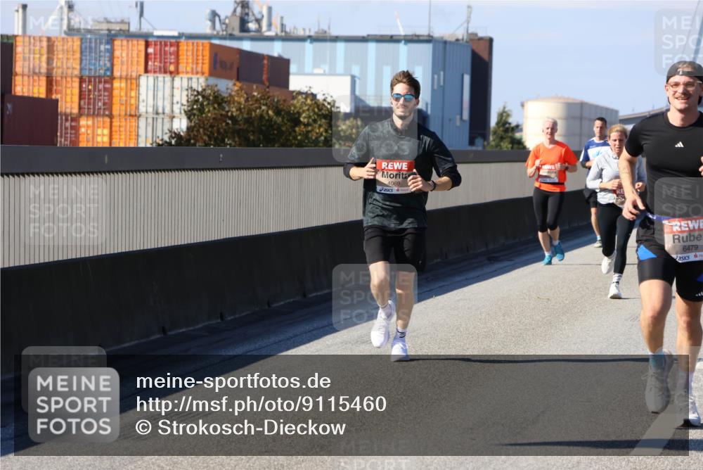 03.10.2025 - Köhlbrandbrückenlauf Strokosch-Dieckow http://msf.ph/oto/9115460 03.10.2025 12:48:33 Position 3 4069, 6479 meine-sportfotos.de
