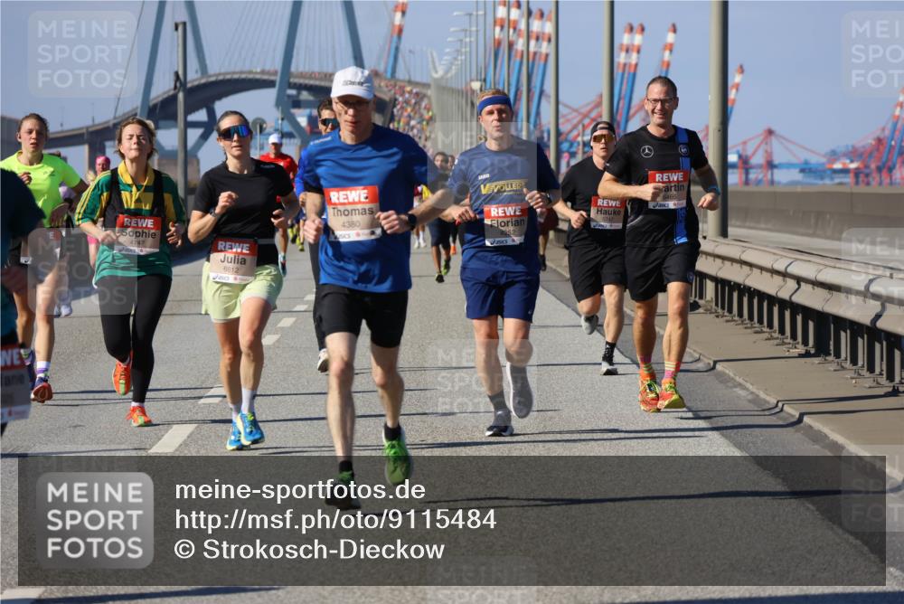03.10.2025 - Köhlbrandbrückenlauf Strokosch-Dieckow http://msf.ph/oto/9115484 03.10.2025 12:48:37 Position 3 4747, 6612, 4380, 5747, 6465 meine-sportfotos.de