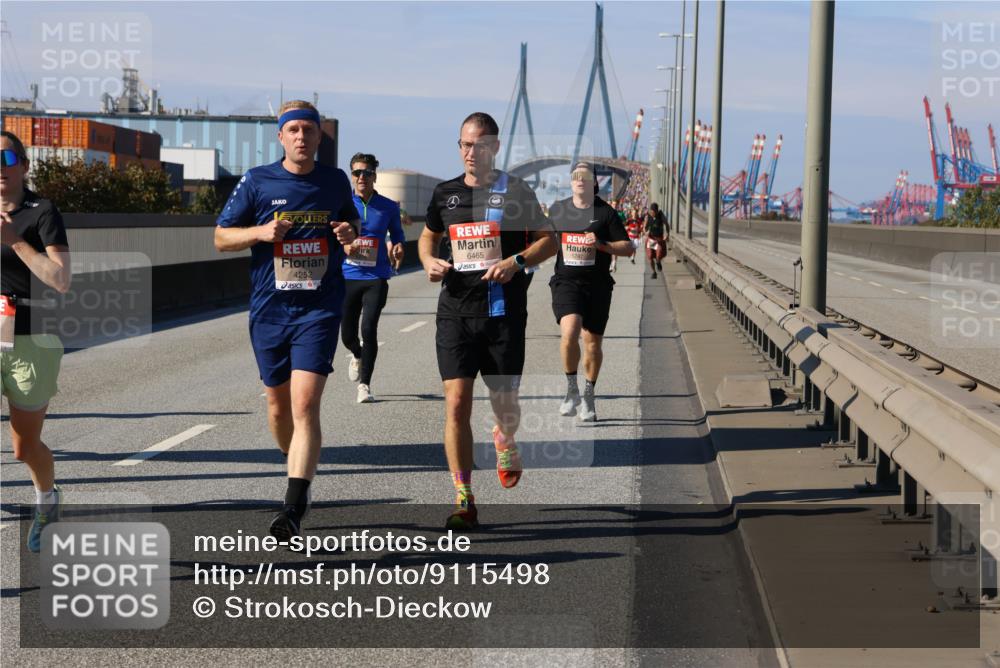 03.10.2025 - Köhlbrandbrückenlauf Strokosch-Dieckow http://msf.ph/oto/9115498 03.10.2025 12:48:42 Position 3 4252, 6465 meine-sportfotos.de