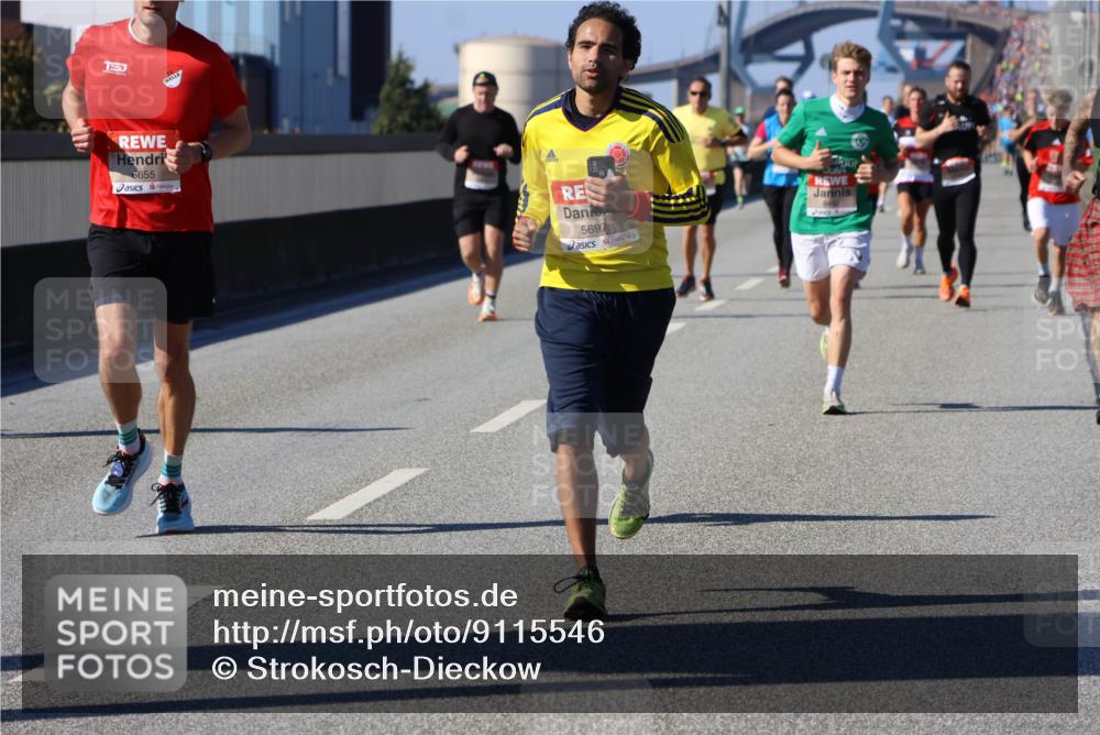 03.10.2025 - Köhlbrandbrückenlauf Strokosch-Dieckow http://msf.ph/oto/9115546 03.10.2025 12:48:53 Position 3 6655, 5697 meine-sportfotos.de