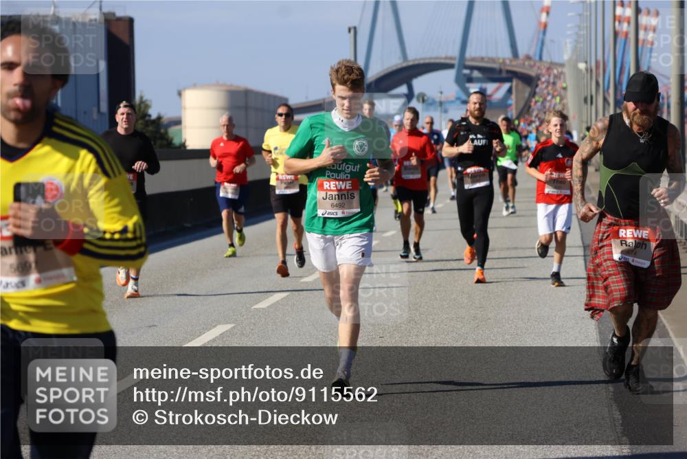 03.10.2025 - Köhlbrandbrückenlauf Strokosch-Dieckow http://msf.ph/oto/9115562 03.10.2025 12:48:55 Position 3 5691, 6492, 4274 meine-sportfotos.de