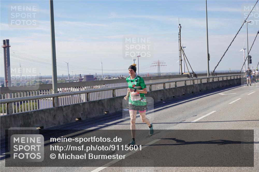 03.10.2025 - Köhlbrandbrückenlauf Michael Burmester http://msf.ph/oto/9115601 03.10.2025 12:57:09 Position 2  meine-sportfotos.de