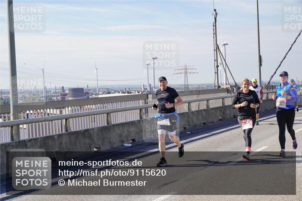 03.10.2025 - Köhlbrandbrückenlauf Michael Burmester http://msf.ph/oto/9115620 03.10.2025 12:57:18 Position 2  meine-sportfotos.de