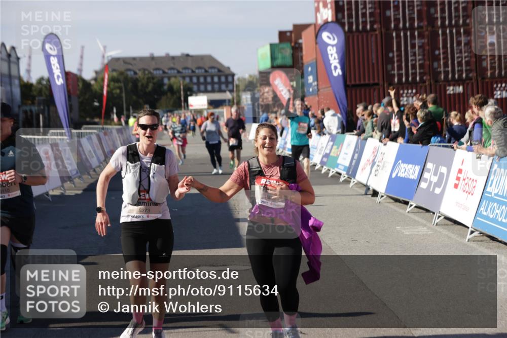03.10.2025 - Köhlbrandbrückenlauf Jannik Wohlers http://msf.ph/oto/9115634 03.10.2025 13:32:53 Ziel 5110, 5133, 5187, 5273, 5446, 5477, 5478, 6147, 6148, 6513 meine-sportfotos.de