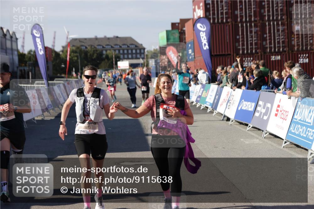 03.10.2025 - Köhlbrandbrückenlauf Jannik Wohlers http://msf.ph/oto/9115638 03.10.2025 13:32:53 Ziel 5110, 5133, 5187, 5273, 5446, 5477, 5478, 6147, 6148, 6513 meine-sportfotos.de
