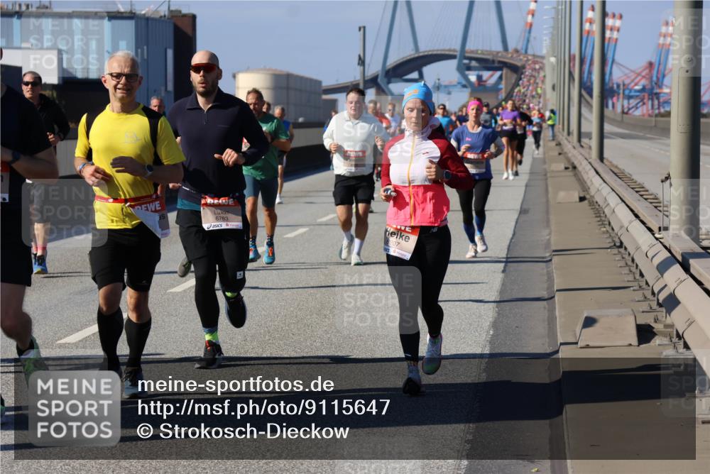 03.10.2025 - Köhlbrandbrückenlauf Strokosch-Dieckow http://msf.ph/oto/9115647 03.10.2025 12:49:17 Position 3 6783, 6207 meine-sportfotos.de