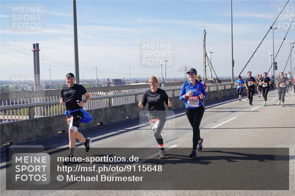 03.10.2025 - Köhlbrandbrückenlauf Michael Burmester http://msf.ph/oto/9115648 03.10.2025 12:57:20 Position 2 6110 meine-sportfotos.de