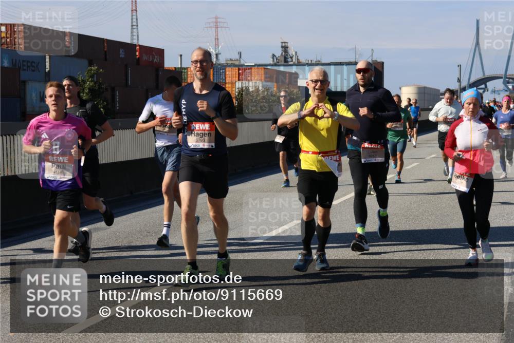 03.10.2025 - Köhlbrandbrückenlauf Strokosch-Dieckow http://msf.ph/oto/9115669 03.10.2025 12:49:18 Position 3 174, 4118, 5793, 6783, 6207 meine-sportfotos.de