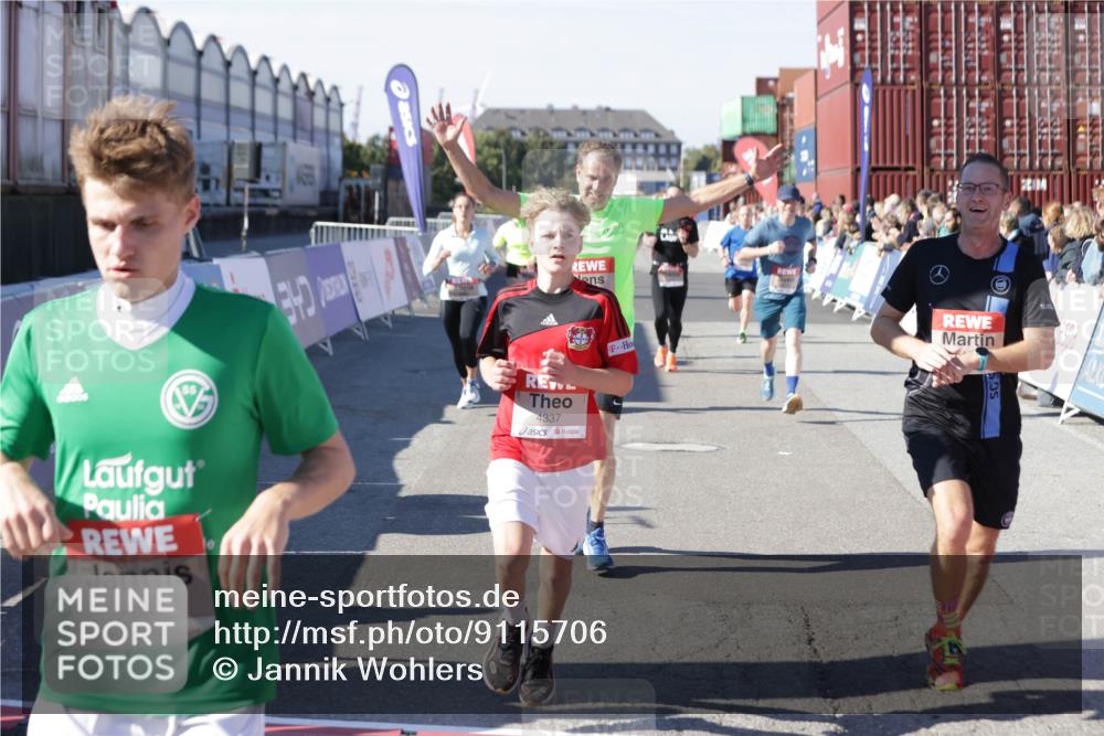 03.10.2025 - Köhlbrandbrückenlauf Jannik Wohlers http://msf.ph/oto/9115706 03.10.2025 13:02:25 Ziel 4130, 4187, 4271, 4277, 4337, 4380, 4492, 4783, 4946, 5080, 5617, 5697, 5747, 5784, 5845, 6465, 6492 meine-sportfotos.de
