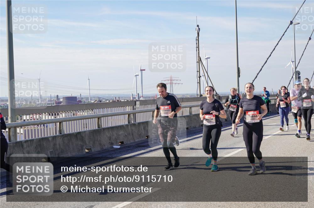 03.10.2025 - Köhlbrandbrückenlauf Michael Burmester http://msf.ph/oto/9115710 03.10.2025 12:57:24 Position 2 9 meine-sportfotos.de
