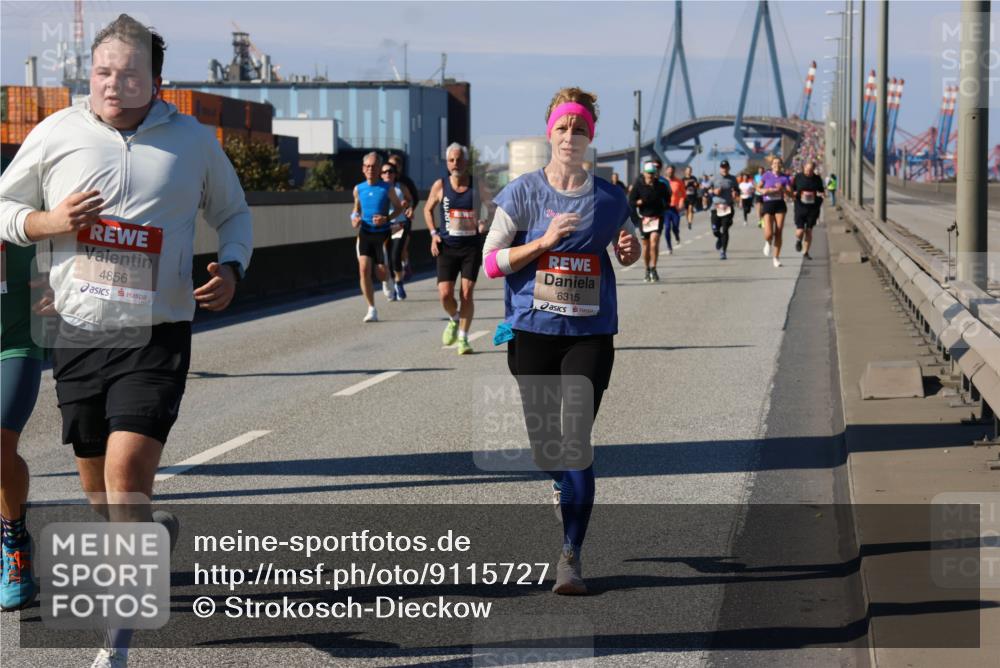 03.10.2025 - Köhlbrandbrückenlauf Strokosch-Dieckow http://msf.ph/oto/9115727 03.10.2025 12:49:23 Position 3 4856, 6315 meine-sportfotos.de