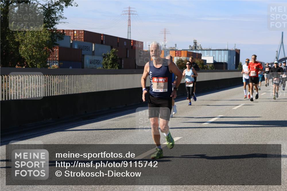 03.10.2025 - Köhlbrandbrückenlauf Strokosch-Dieckow http://msf.ph/oto/9115742 03.10.2025 12:49:28 Position 3 6770 meine-sportfotos.de