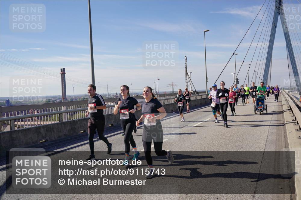 03.10.2025 - Köhlbrandbrückenlauf Michael Burmester http://msf.ph/oto/9115743 03.10.2025 12:57:26 Position 2  meine-sportfotos.de